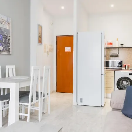 Apartment En Lux